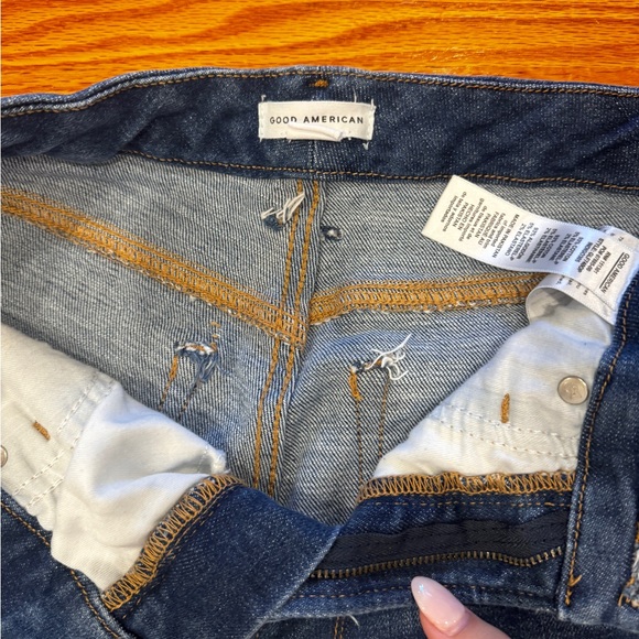 Good American flare boot cut jeans - Picture 3 of 3